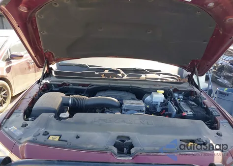 2022 Ram 1500 Laramie 4X2 5'7 Box z USA, uszkodzony, nr VIN 1C6RREJT3NN173225